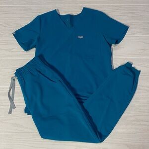 Figs Carribean Blue Scrub Set